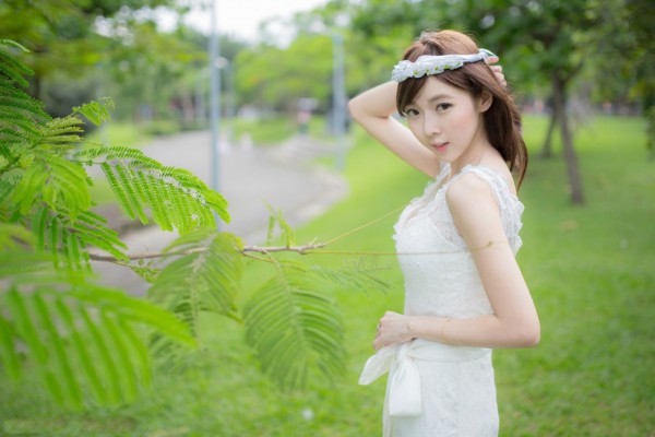 However, I feel that the Nangong brocade body has disappeared, and the murderous female body is still very tight.